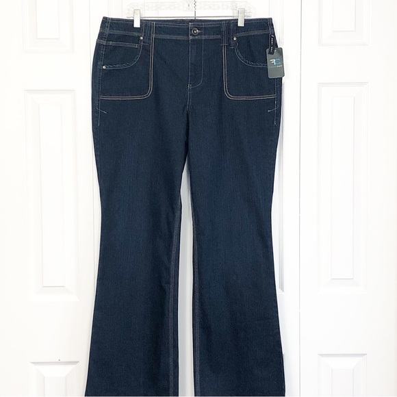 NWT French Cuff Y2K Dark Rinse Denim Flared Bootcut Jeans 16 - Picture 1 of 16